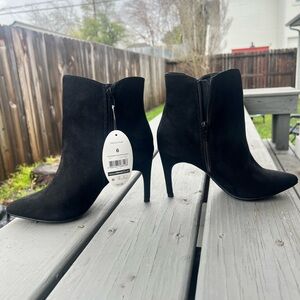 Women's Faux Suede Black Ankle Booties - Size 6